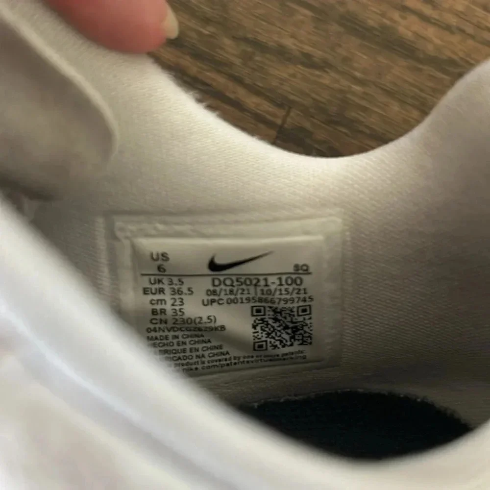 Nike Womens Air Force 1 Fontanka Triple White low top sneakers